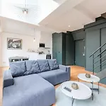 Newly Renovated Loft Bastille